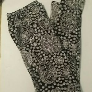 2 for $15 Lularoe leggings